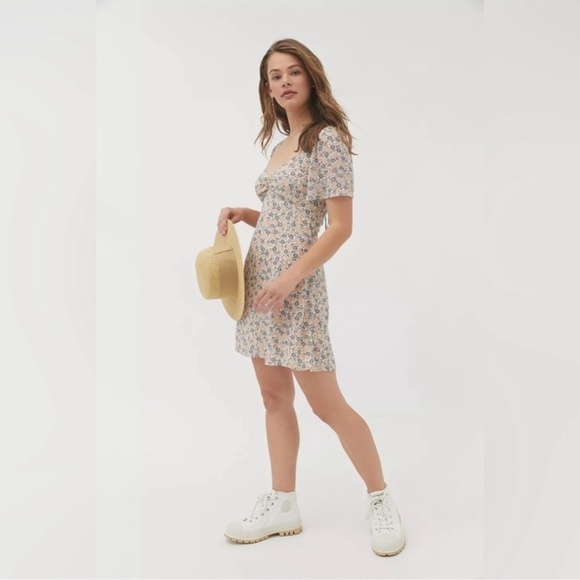 Urban Outfitters UO Mini Dress Spring Shower Chiffon Floral Butterfly Print Sz L - Picture 15 of 15